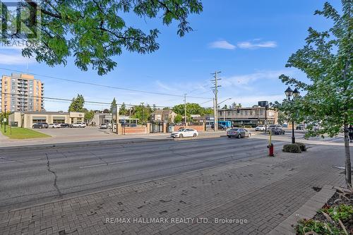 403 - 10376 Yonge Street, Richmond Hill, ON - Outdoor With View