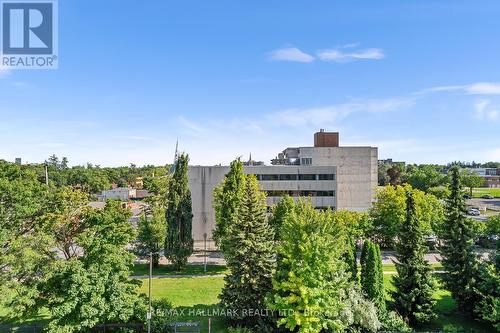 403 - 10376 Yonge Street, Richmond Hill, ON - Outdoor With View