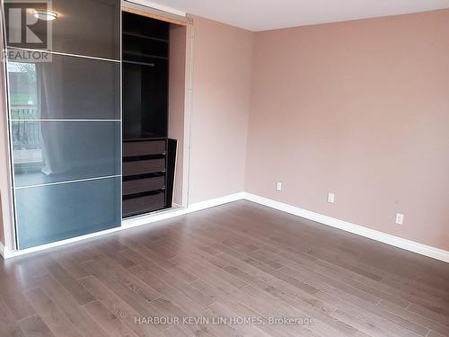 24 Parkdene Court, Toronto (L'Amoreaux), ON - Indoor Photo Showing Other Room