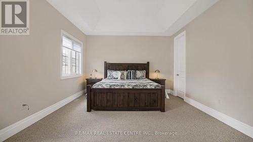 8 Coach House Court, Brampton (Credit Valley), ON - Indoor Photo Showing Bedroom