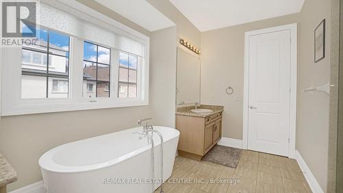 8 Coach House Court, Brampton, ON - Indoor Photo Showing Bathroom