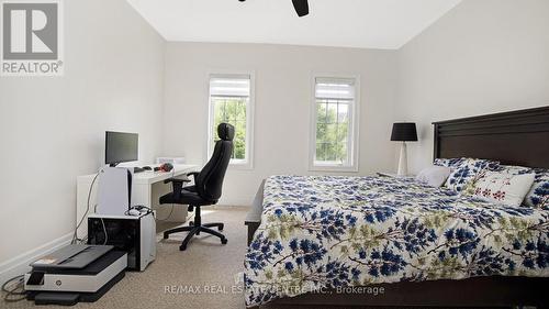 8 Coach House Court, Brampton, ON - Indoor Photo Showing Bedroom