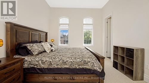 8 Coach House Court, Brampton, ON - Indoor Photo Showing Bedroom