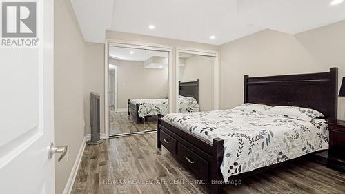 8 Coach House Court, Brampton, ON - Indoor Photo Showing Bedroom