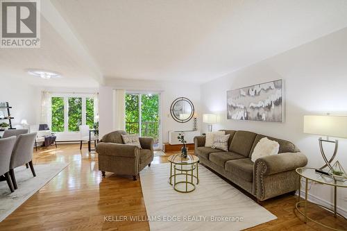 56 - 3050 Pinemeadow Drive, Burlington (Headon), ON - Indoor Photo Showing Living Room