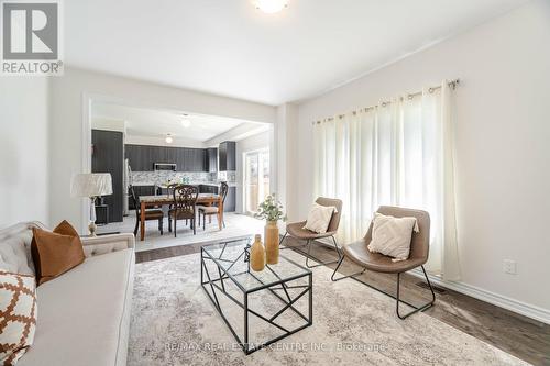 1304 Harrington Street, Innisfil, ON - Indoor Photo Showing Living Room