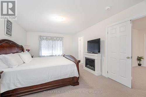 1304 Harrington Street, Innisfil, ON - Indoor Photo Showing Bedroom