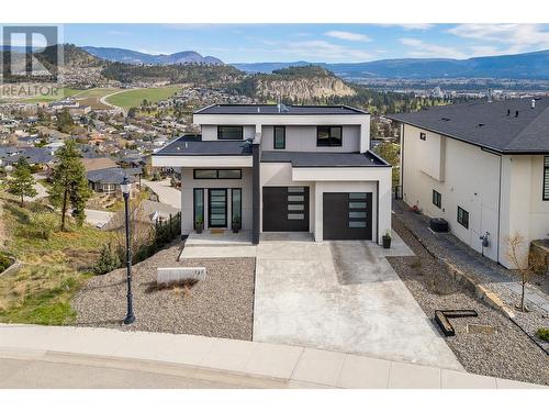 737 Highpointe Drive, Kelowna, BC - Outdoor