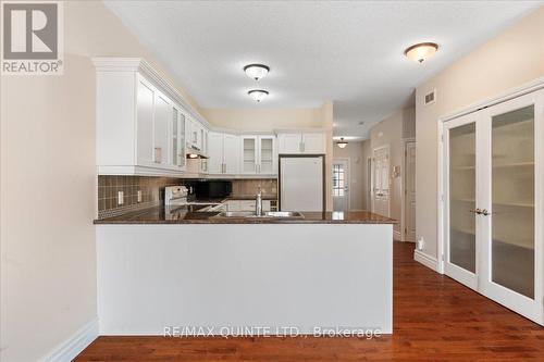 12 - 1 Rosemary Court, Prince Edward County (Picton), ON - Indoor Photo Showing Kitchen