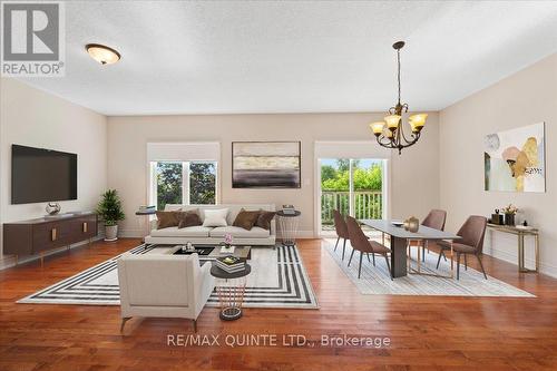 12 - 1 Rosemary Court, Prince Edward County (Picton), ON - Indoor Photo Showing Living Room