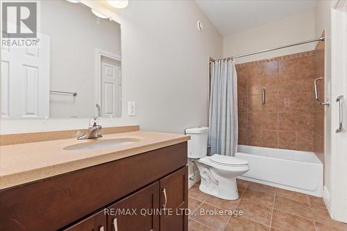 12 - 1 Rosemary Court, Prince Edward County (Picton), ON - Indoor Photo Showing Bathroom