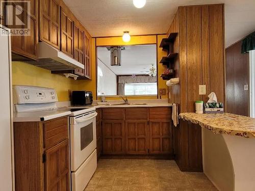 79-7624 Duncan Street, Powell River, BC - Indoor Photo Showing Kitchen