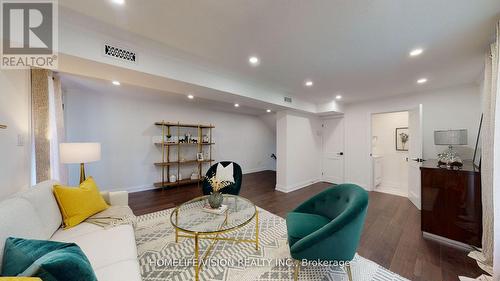 12 Flaremore Crescent, Toronto (Bayview Village), ON - Indoor Photo Showing Living Room