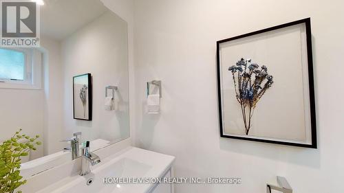 12 Flaremore Crescent, Toronto (Bayview Village), ON - Indoor Photo Showing Bathroom