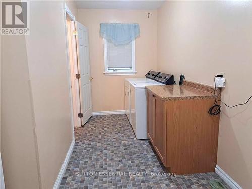 1314 Millwood Avenue, Brockville, ON - Indoor Photo Showing Laundry Room