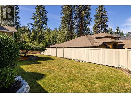 843 Woodhaven Court, Kelowna, BC - Outdoor With Backyard