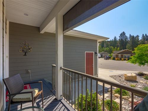 136-1675 Penticton Avenue, Penticton, BC - Outdoor With Exterior