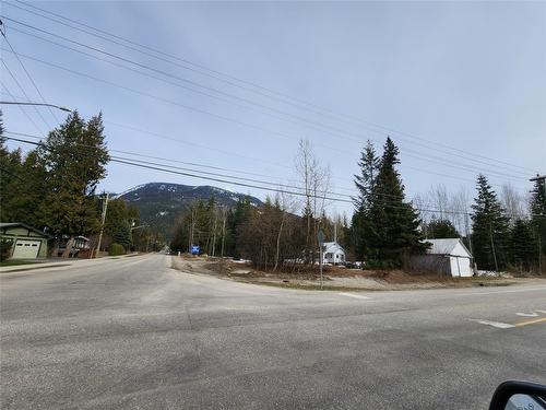 2102 Airport Way, Revelstoke, BC 