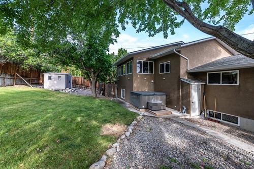 8517 Tomlin Street, Summerland, BC - Outdoor With Exterior