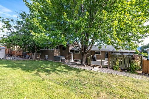 8517 Tomlin Street, Summerland, BC - Outdoor With Backyard