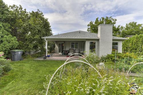 1749 Highland Drive, Kelowna, BC - Outdoor