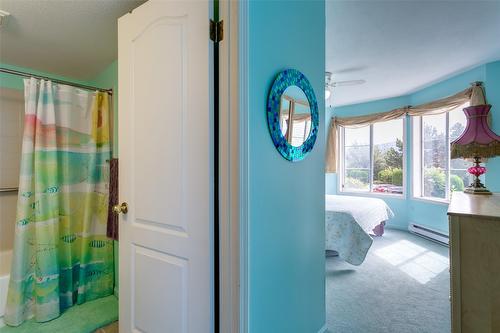 216-3163 Richter Street, Kelowna, BC - Indoor Photo Showing Bathroom