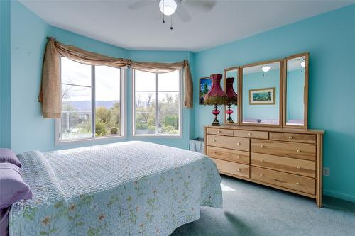 216-3163 Richter Street, Kelowna, BC - Indoor Photo Showing Bedroom