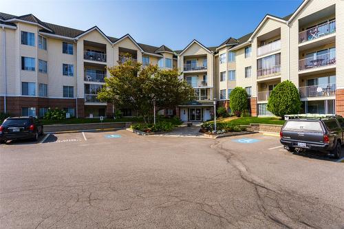 216-3163 Richter Street, Kelowna, BC - Outdoor With Facade