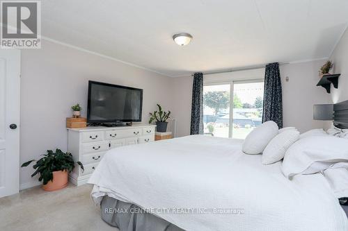 161 Fairview Avenue, St. Thomas, ON - Indoor Photo Showing Bedroom