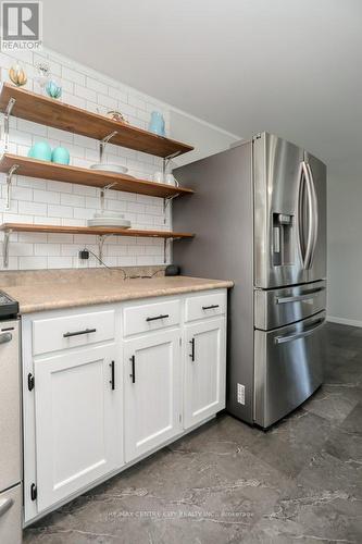 161 Fairview Avenue, St. Thomas, ON - Indoor Photo Showing Kitchen