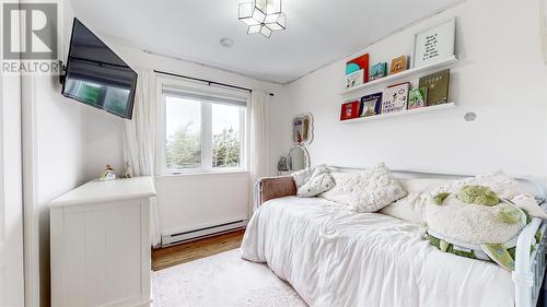 13 Hayfield Place, Paradise, NL - Indoor Photo Showing Bedroom