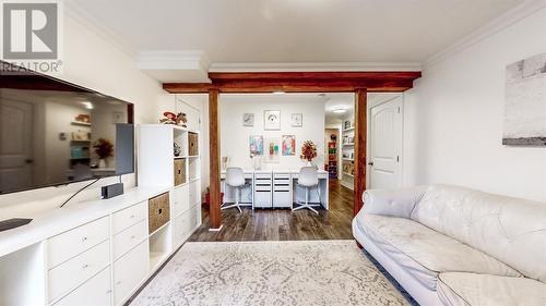 13 Hayfield Place, Paradise, NL - Indoor Photo Showing Living Room