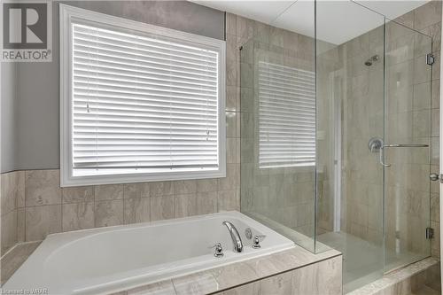 605 Sundew Drive, Waterloo, ON - Indoor Photo Showing Bathroom