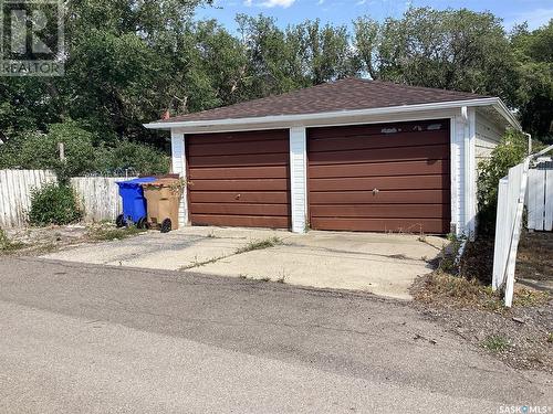 112 Garnet Street, Regina, SK - Outdoor