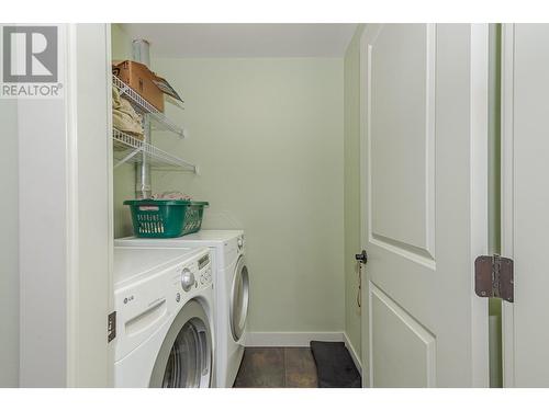 725 Trans Canada Frontage Road, Sicamous, BC - Indoor Photo Showing Laundry Room