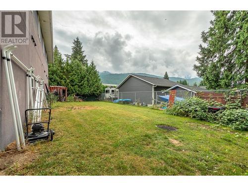 725 Trans Canada Frontage Road, Sicamous, BC - Outdoor