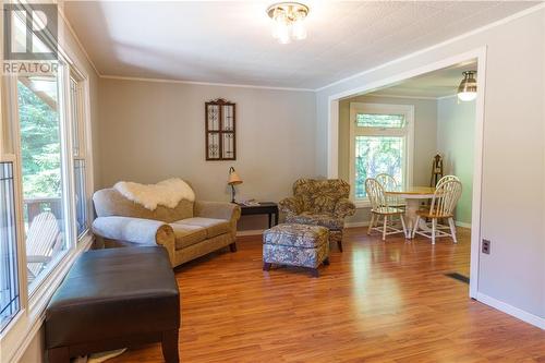 200 Radar, Hanmer, ON - Indoor Photo Showing Living Room