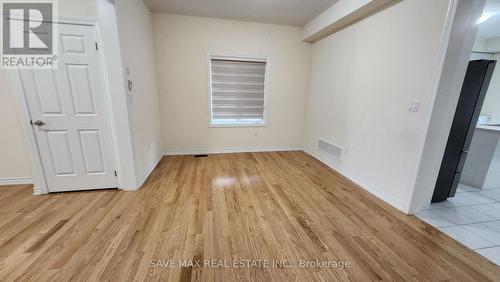 263 Fleetwood Dr Drive, Oshawa, ON - Indoor Photo Showing Other Room