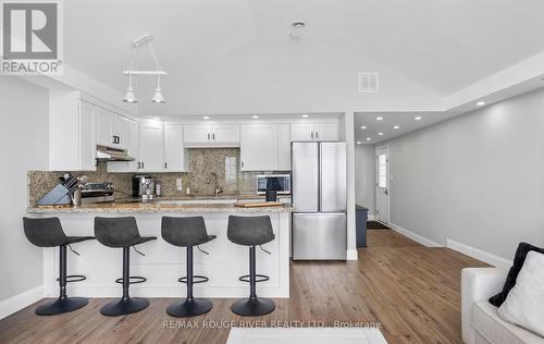 59 Cedar Crest Beach Road, Clarington (Bowmanville), ON - Indoor Photo Showing Kitchen With Upgraded Kitchen