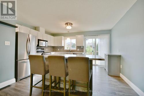 61 Holly Meadow Road N, Barrie (Holly), ON - Indoor Photo Showing Kitchen