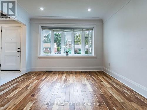 32 Bland Avenue, Hamilton (Stoney Creek), ON - Indoor Photo Showing Other Room