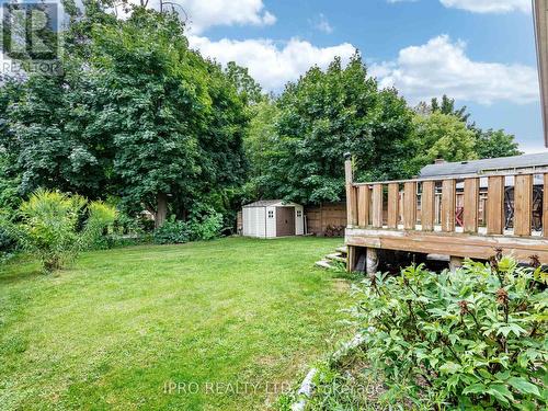 32 Bland Avenue, Hamilton (Stoney Creek), ON - Outdoor