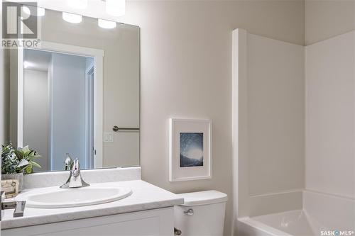 206 315 Dickson Crescent, Saskatoon, SK - Indoor Photo Showing Bathroom