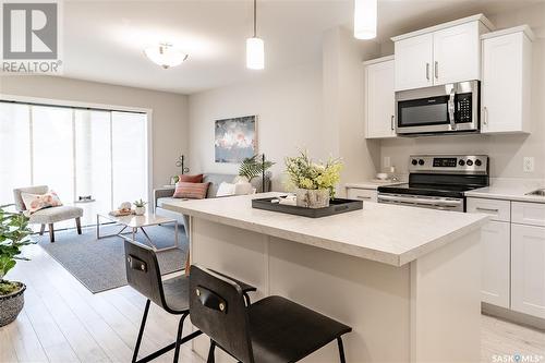 206 315 Dickson Crescent, Saskatoon, SK - Indoor Photo Showing Kitchen