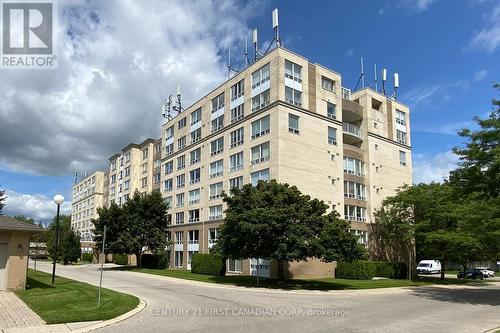 602 - 1510 Richmond Street, London, ON - Outdoor With Facade