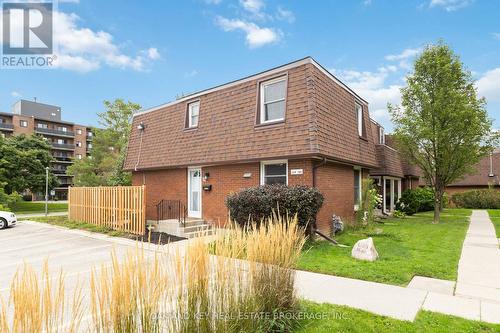 134 Gardenwood Drive, London, ON - Outdoor