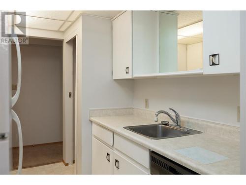 3701 27 Avenue Unit# 104 Lot# 4, Vernon, BC - Indoor Photo Showing Kitchen