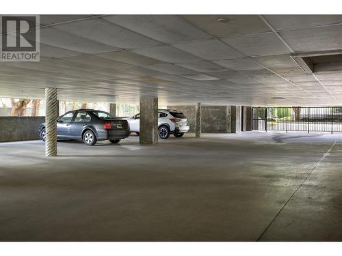 3701 27 Avenue Unit# 104 Lot# 4, Vernon, BC - Indoor Photo Showing Garage