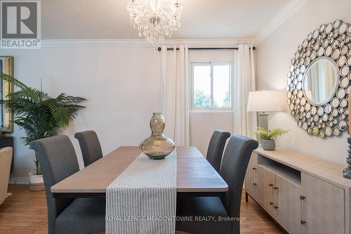 291 Bastedo Court, Milton (Dorset Park), ON - Indoor Photo Showing Dining Room