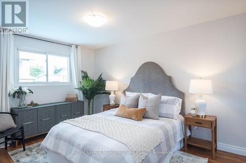 291 Bastedo Court, Milton (Dorset Park), ON - Indoor Photo Showing Bedroom